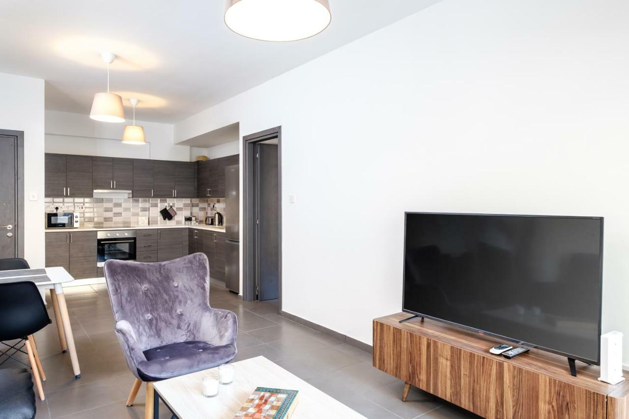 Book Me Now Central Flat Apartment Larnaca Ngoại thất bức ảnh